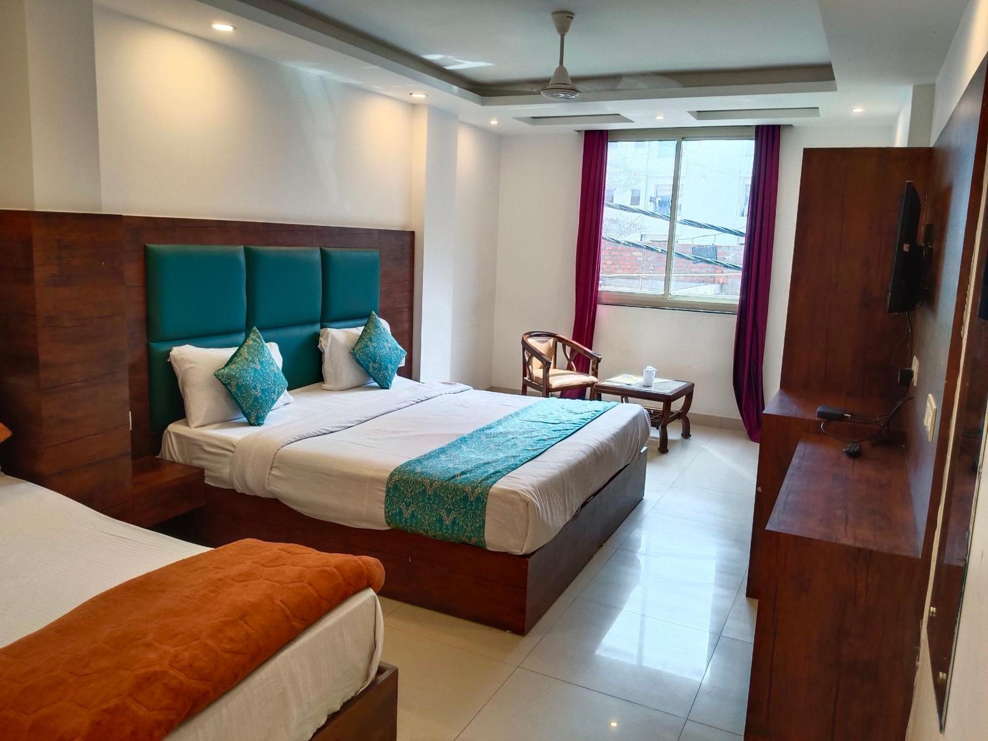 Tela Near Igi Airport Delhi New Delhi